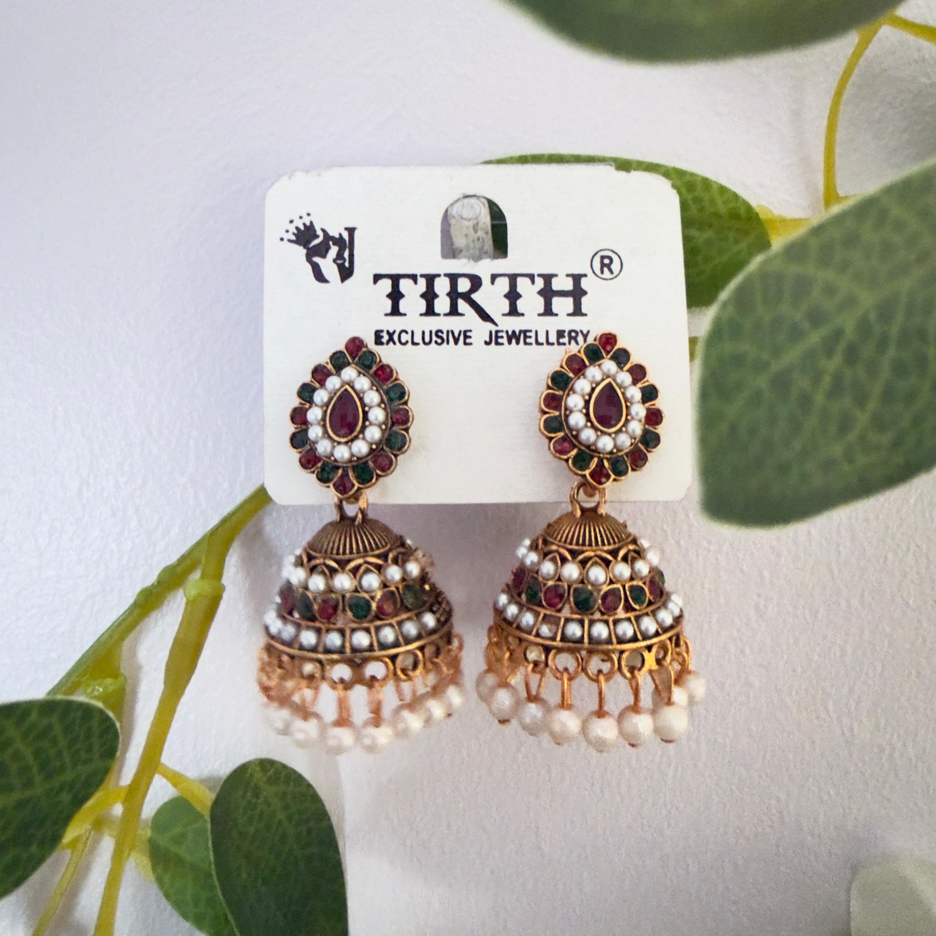 White antique jhumka