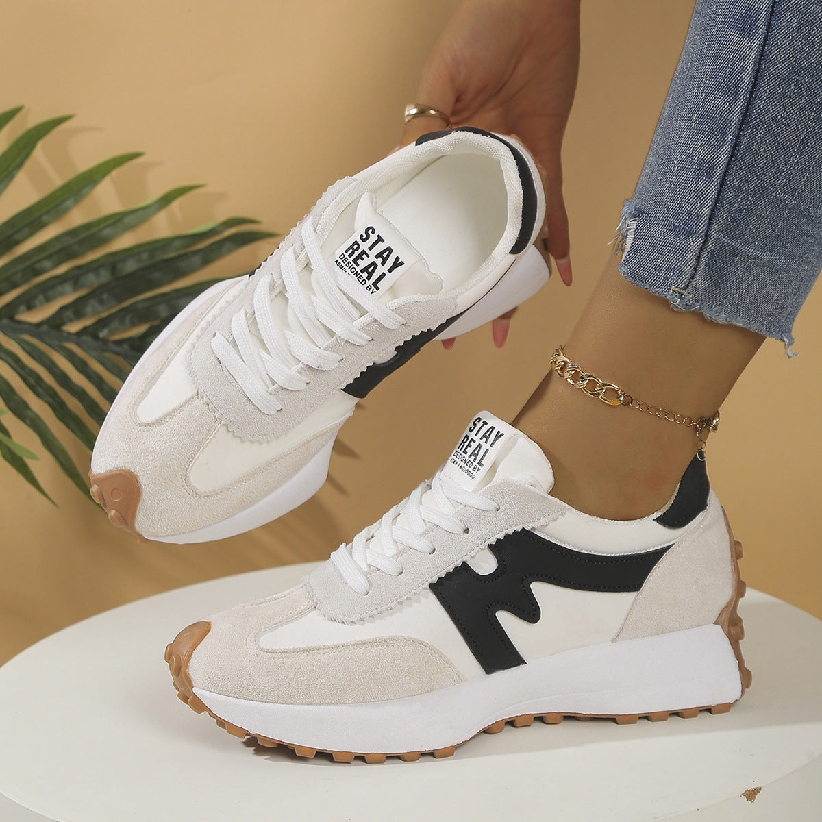 Womens Chunky-Soled Student Sneakers