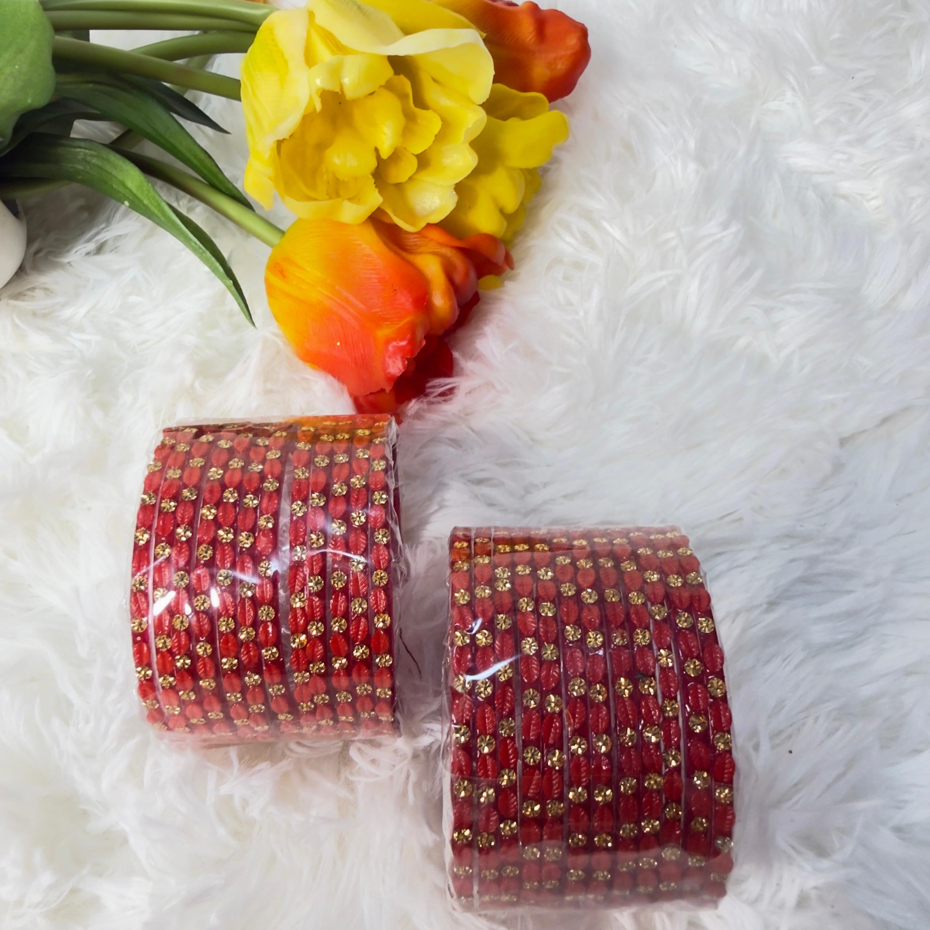 Leaf red glass bangles