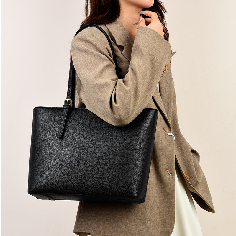 Casual And Versatile Commuter Large Capacity Shoulder Bag