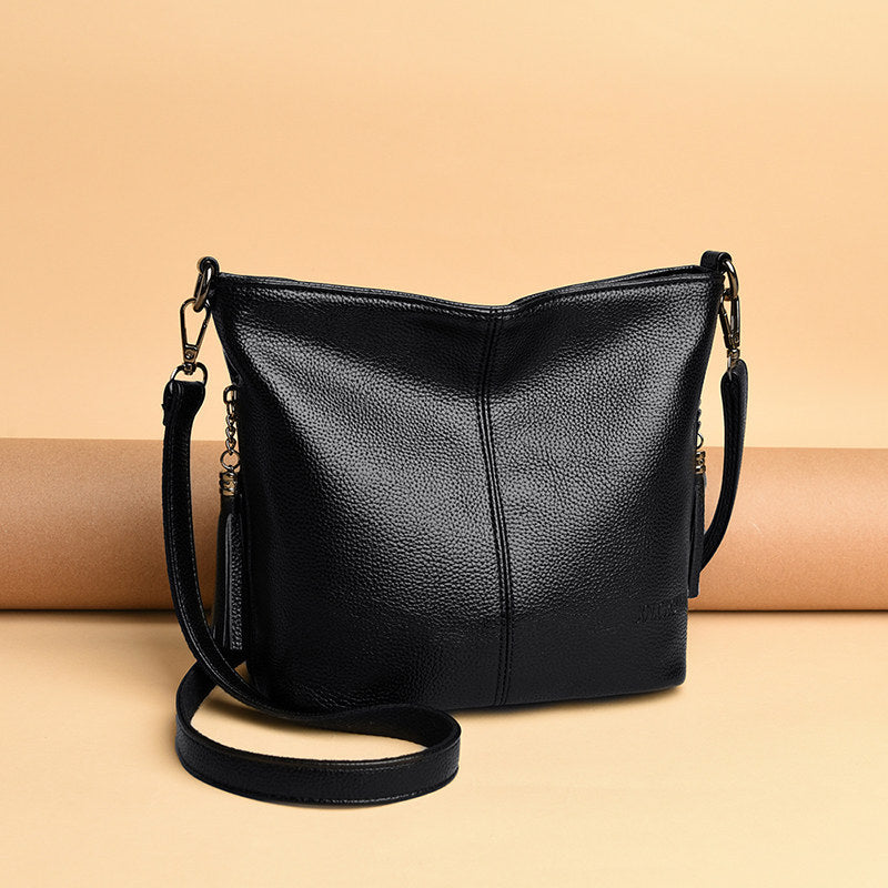 Womens Versatile High-Capacity Tassel Crossbody Bag
