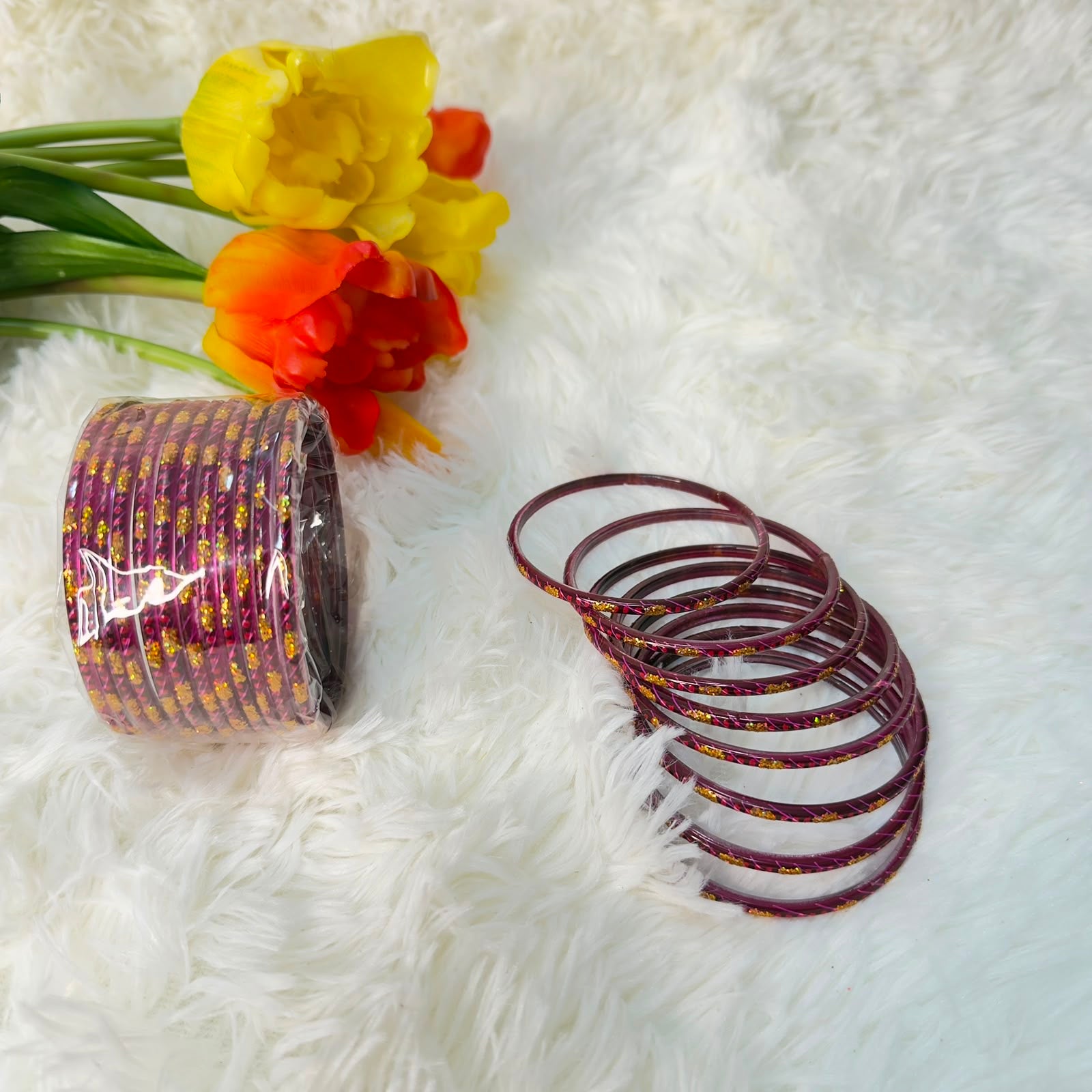 Glitter dark pinkish magenta glass bangles