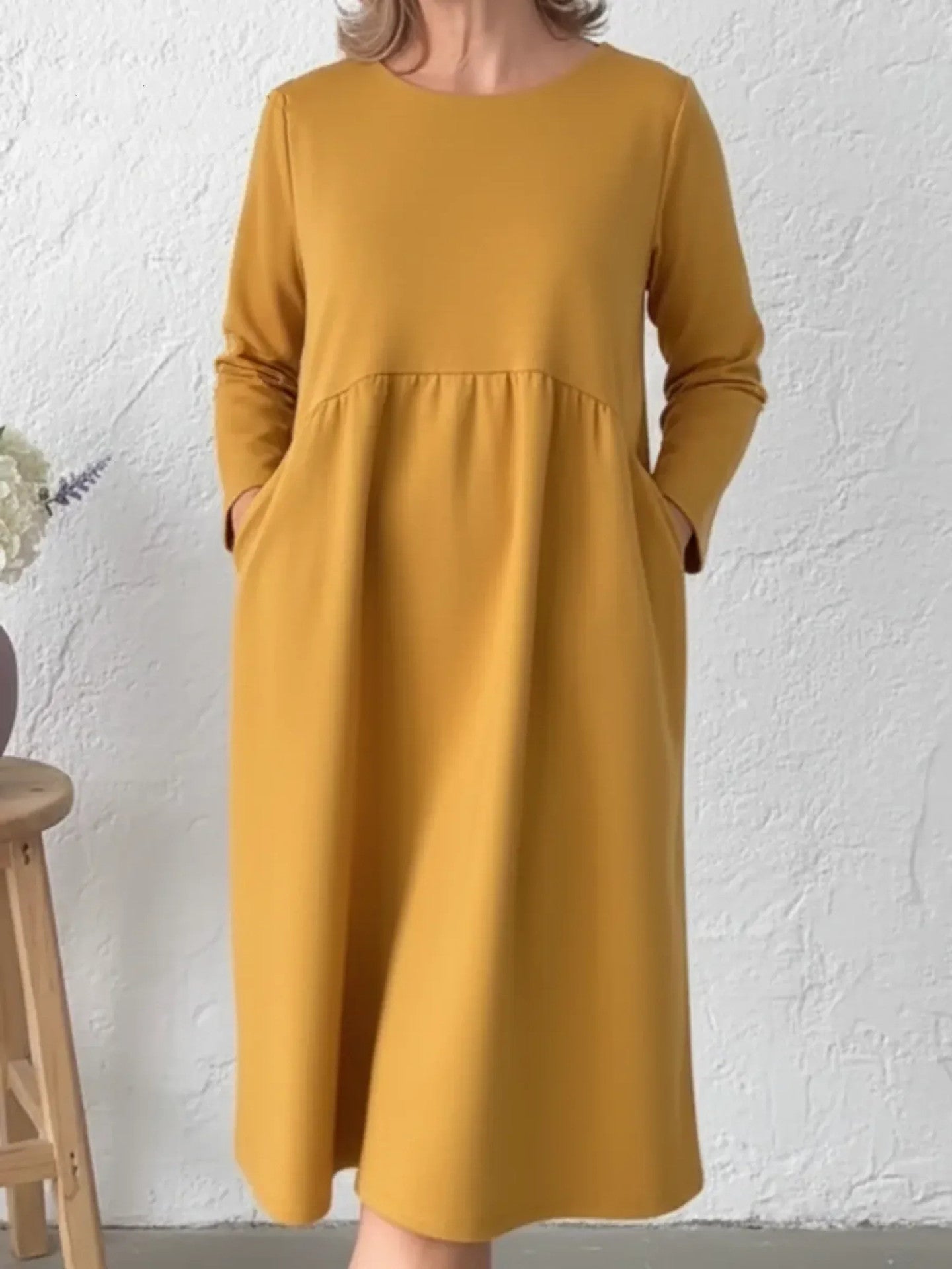 Solid-color Pleated Crew-neck Long-sleeve Dress With Pockets