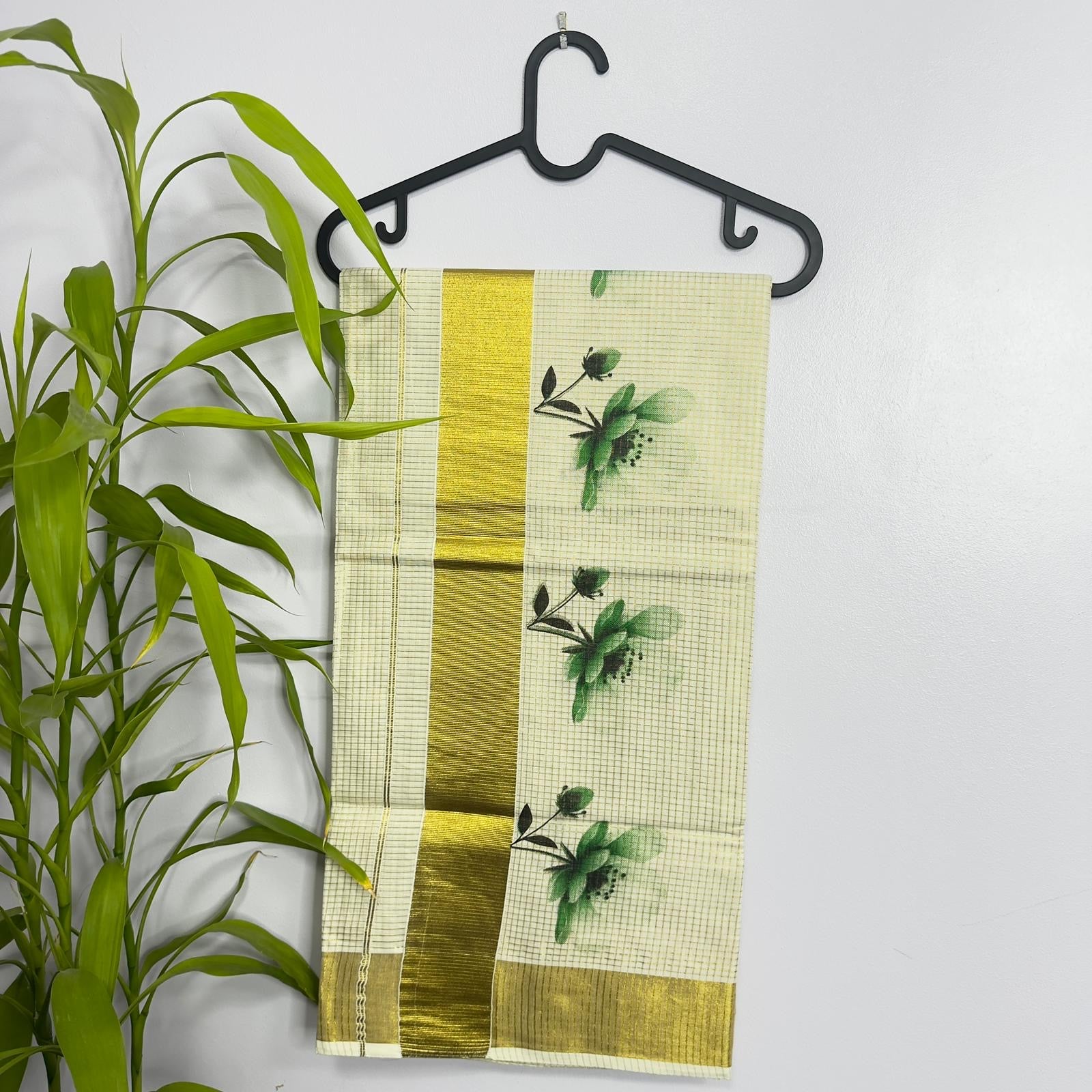Elegant Floral Print Kerala Saree with Gold Zari Border