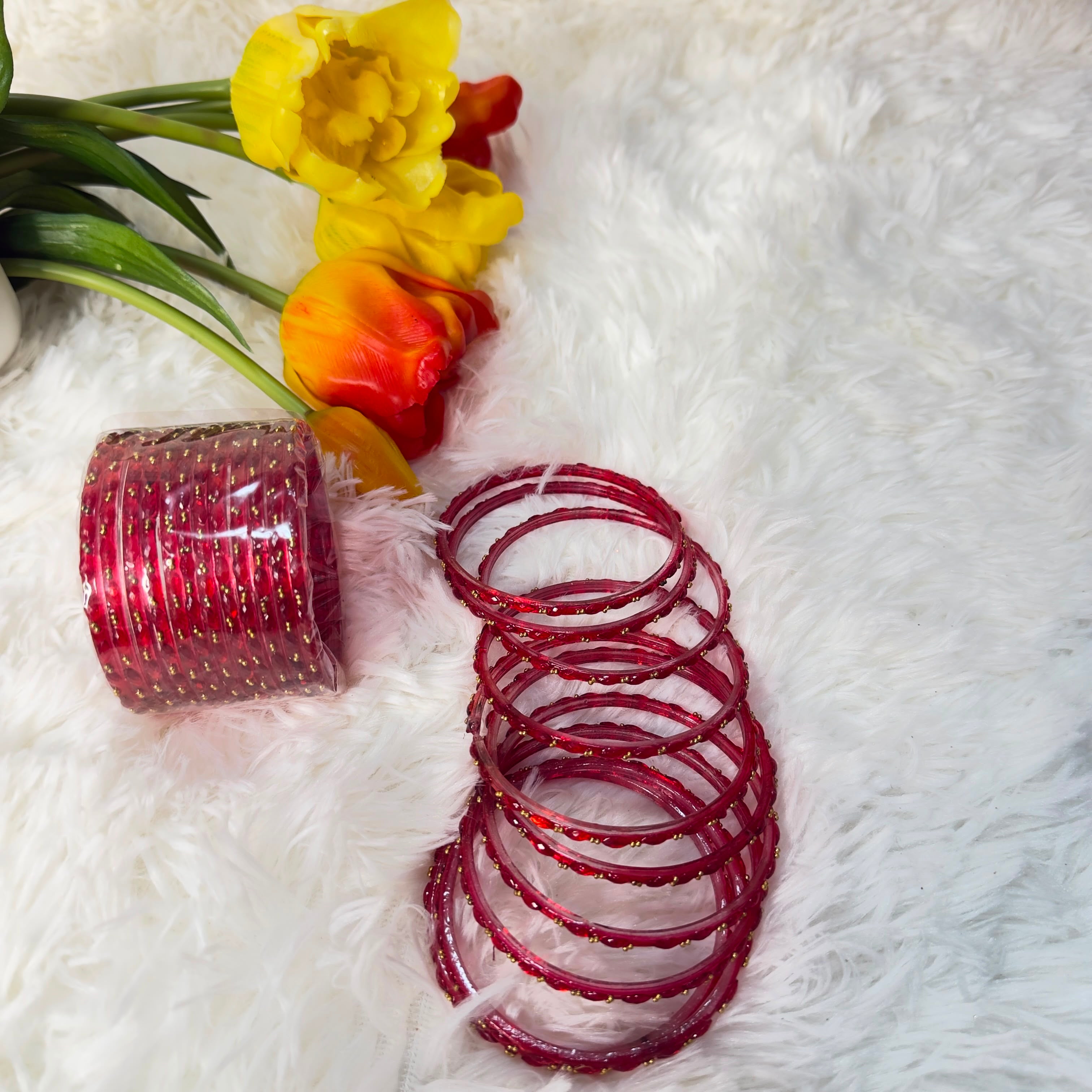 Raindrop red glass bangles