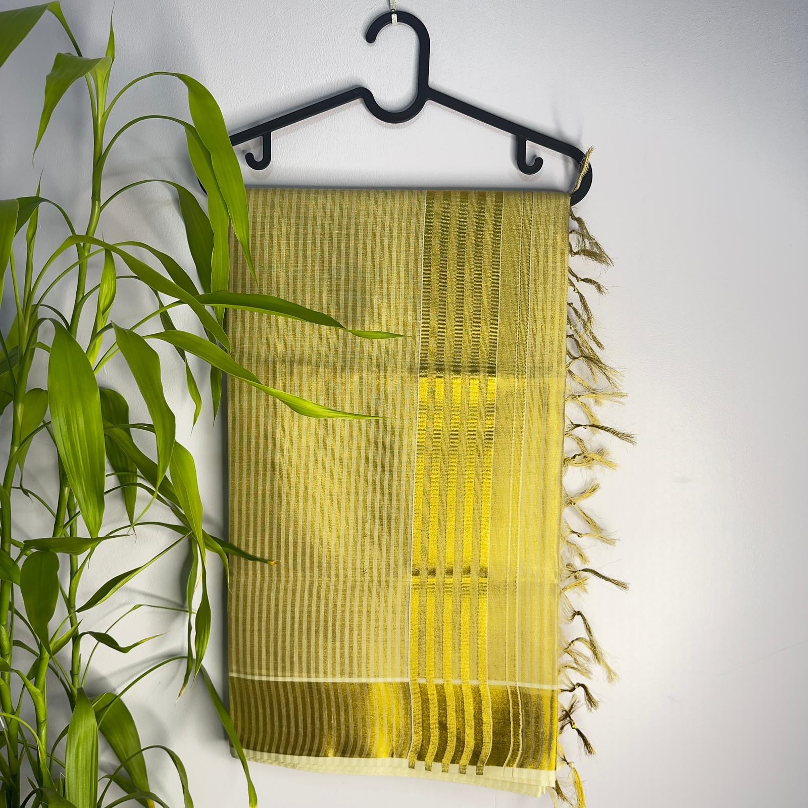 Premium Gold Tissue Kerala Saree with Tassels