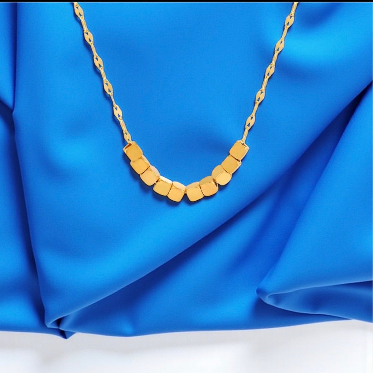 18K Gold Plated Geometric Cube Necklace | Waterproof & Tarnish-Free 316L Stainless Steel Minimalist Jewelry