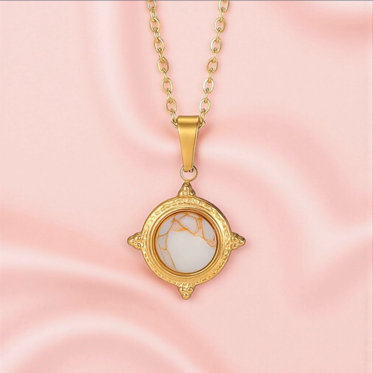 18K Gold Plated Compass Medallion Necklace | Waterproof & Tarnish-Free Stainless Steel Marble Effect Jewelry