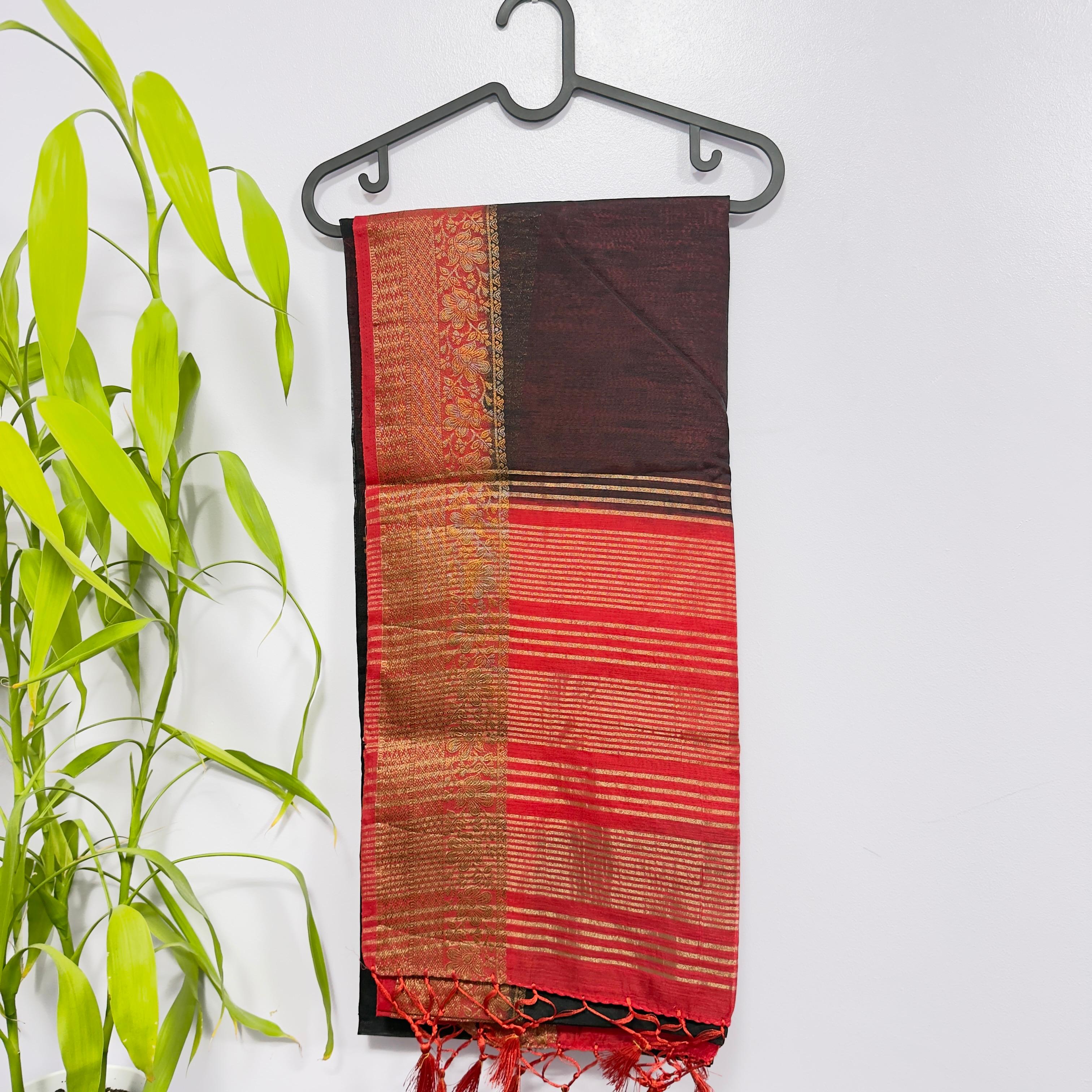 Elegant Contrast Border Jute Saree with Golden Zari Work