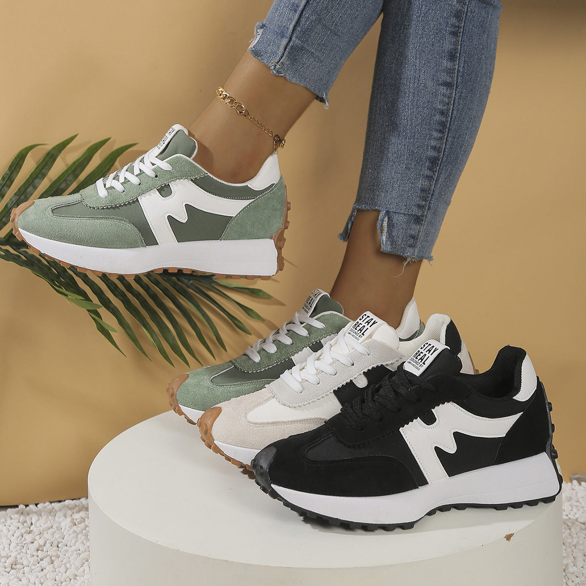 Womens Chunky-Soled Student Sneakers